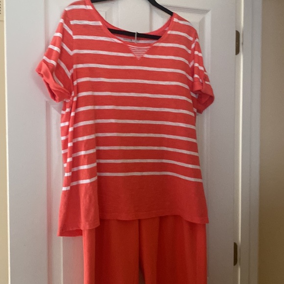 Karen, Scott, XL 3 piece cotton orange jogging suit - Picture 4 of 4